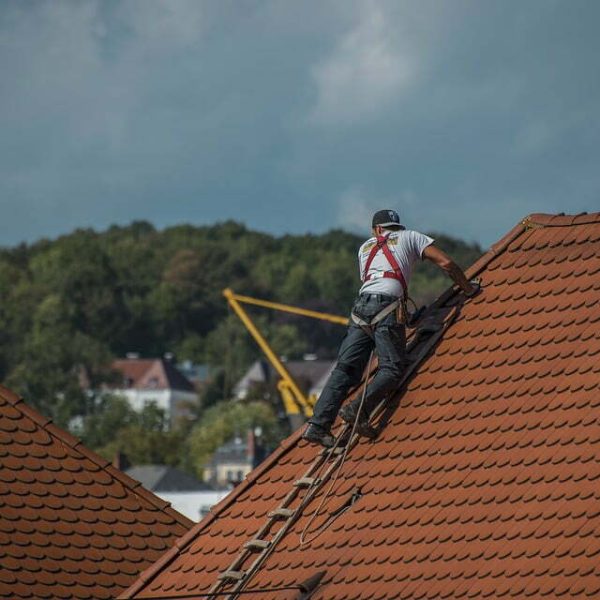 Commercial-Roofing-installation-in-louisville-1